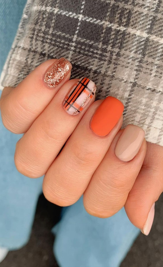 Thanksgiving Plaid Nails