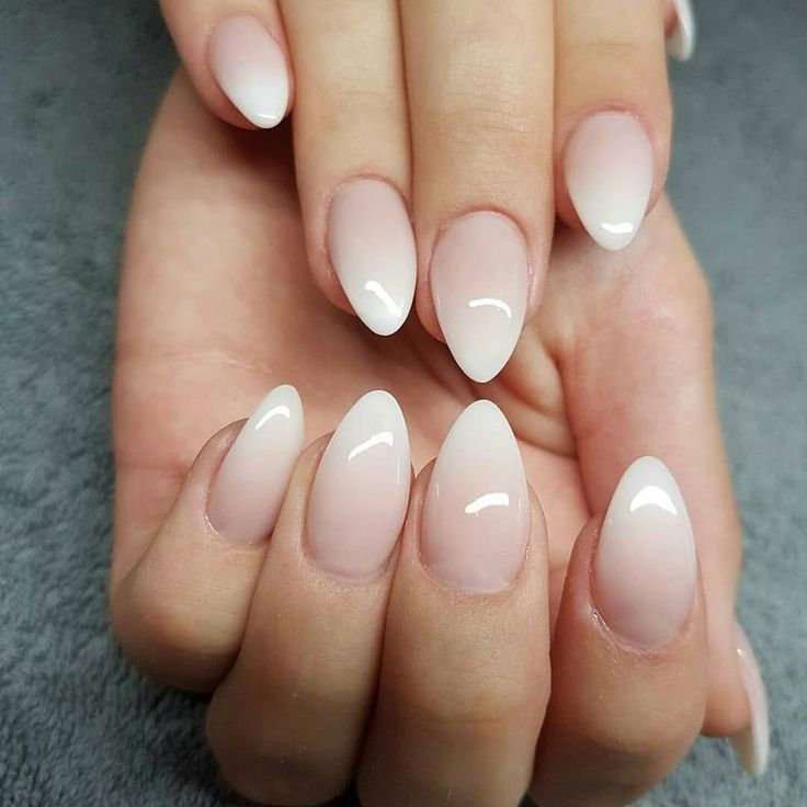 summer white nails